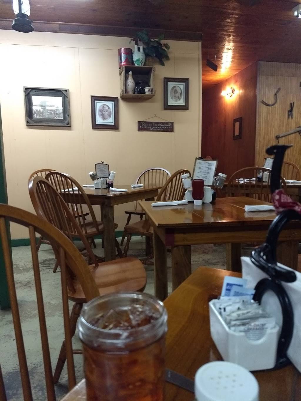 Backroads Steak & Seafood | restaurant | 3408 LA-67, Slaughter, LA 70777, USA | 2256835001 OR +1 225-683-5001