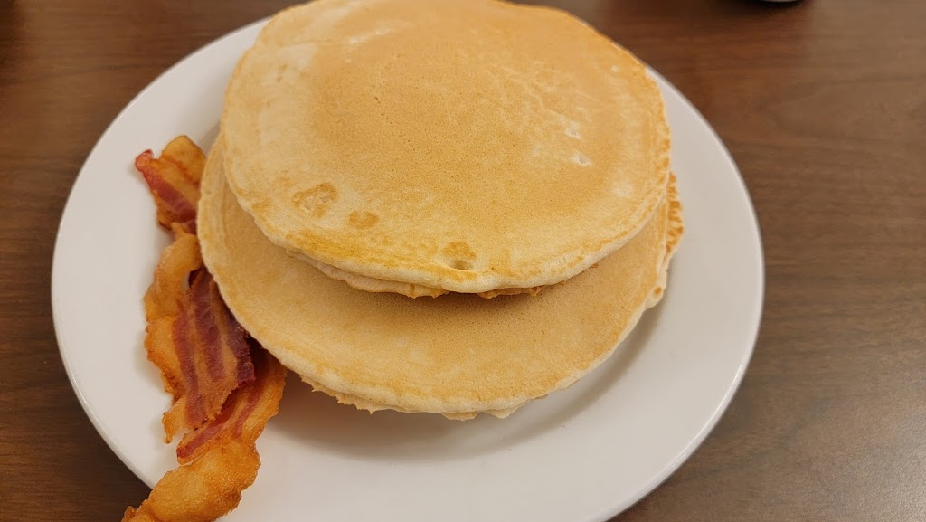 Dining at Spring Mill Inn | restaurant | Trail 3, Mitchell, IN 47446, USA | 8128494508 OR +1 812-849-4508