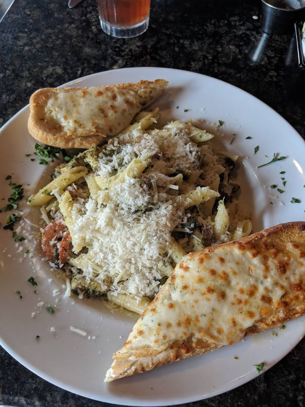 Mangieris Pizza Café | cafe | 2133 Lohmans Crossing Rd, Lakeway, TX 78734, USA | 5122630188 OR +1 512-263-0188