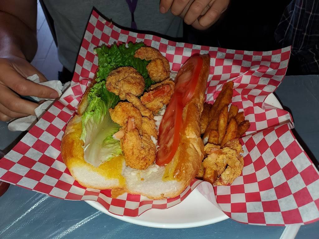 Crecias Kitchen | restaurant | 14237 East Sam Houston Pkwy N ste #400, Houston, TX 77044, USA | 2819419928 OR +1 281-941-9928