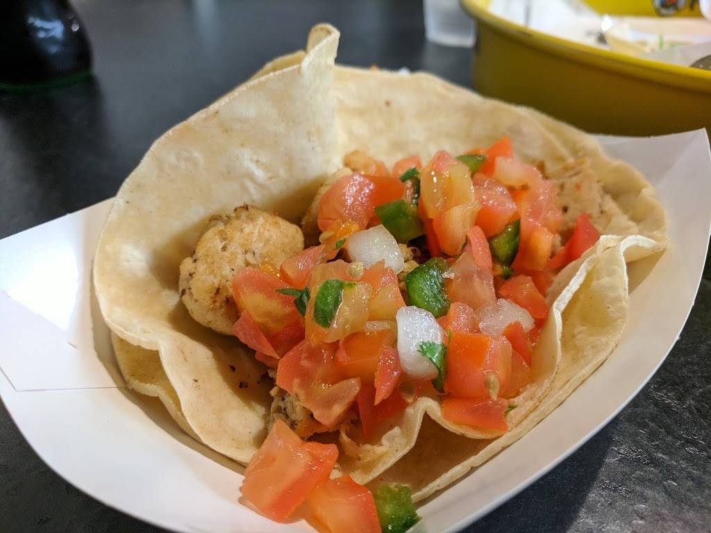 Rusty Taco | restaurant | 3345 Central Park Commons Dr #100, Eagan, MN 55121, USA | 6517561786 OR +1 651-756-1786