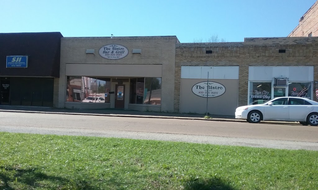 Bistro Bar & Grill | restaurant | 213 Plaza Ave, West Helena, AR 72390, USA | 8705729707 OR +1 870-572-9707