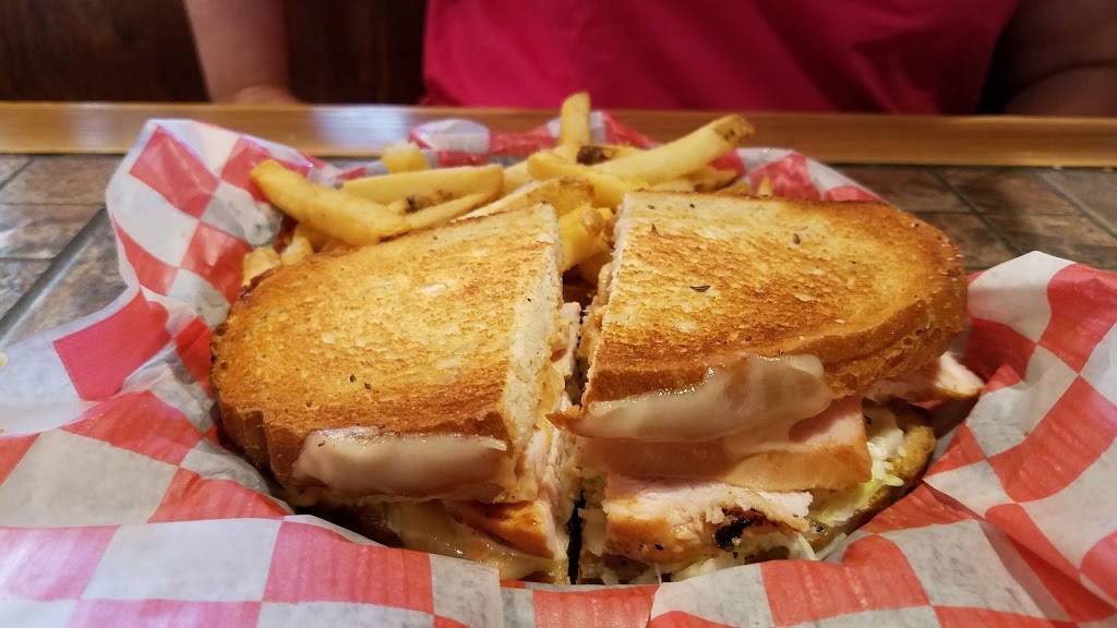 Smokin Willy BBQ | restaurant | 6102, 201 N Maple Ave, Purcellville, VA 20132, USA | 5404417081 OR +1 540-441-7081