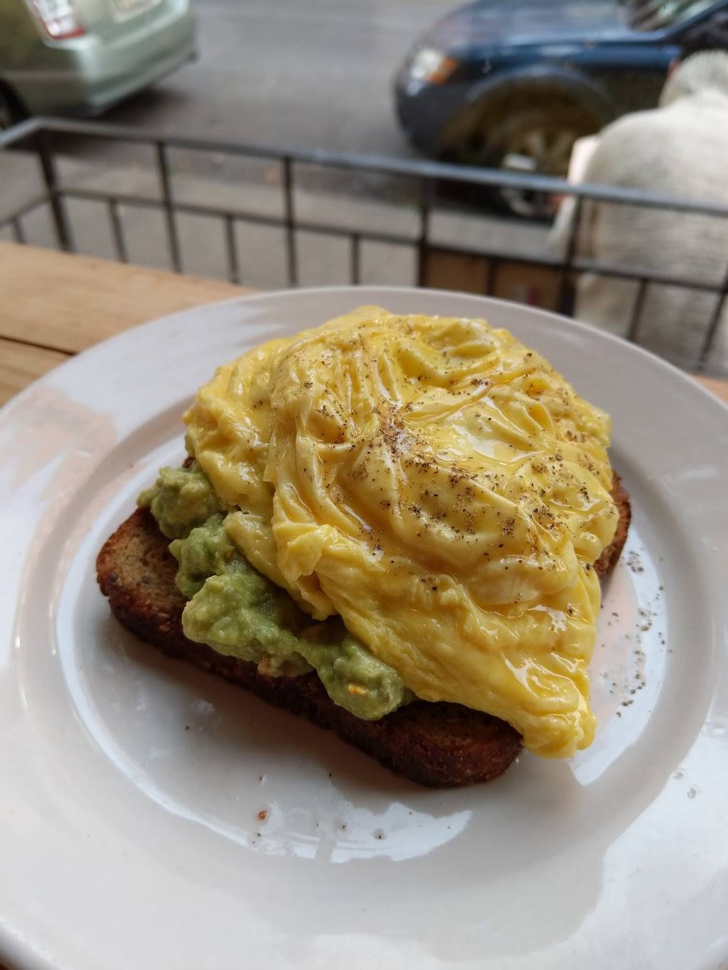 THE ELK | cafe | 128 Charles St, New York, NY 10014, USA | 2129334780 OR +1 212-933-4780