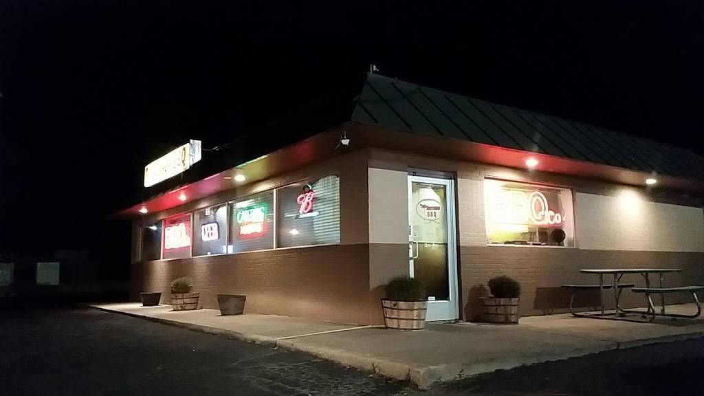 Two Brothers BBQ | restaurant | 300 S Greenwich Rd, Wichita, KS 67207, USA | 3166831330 OR +1 316-683-1330