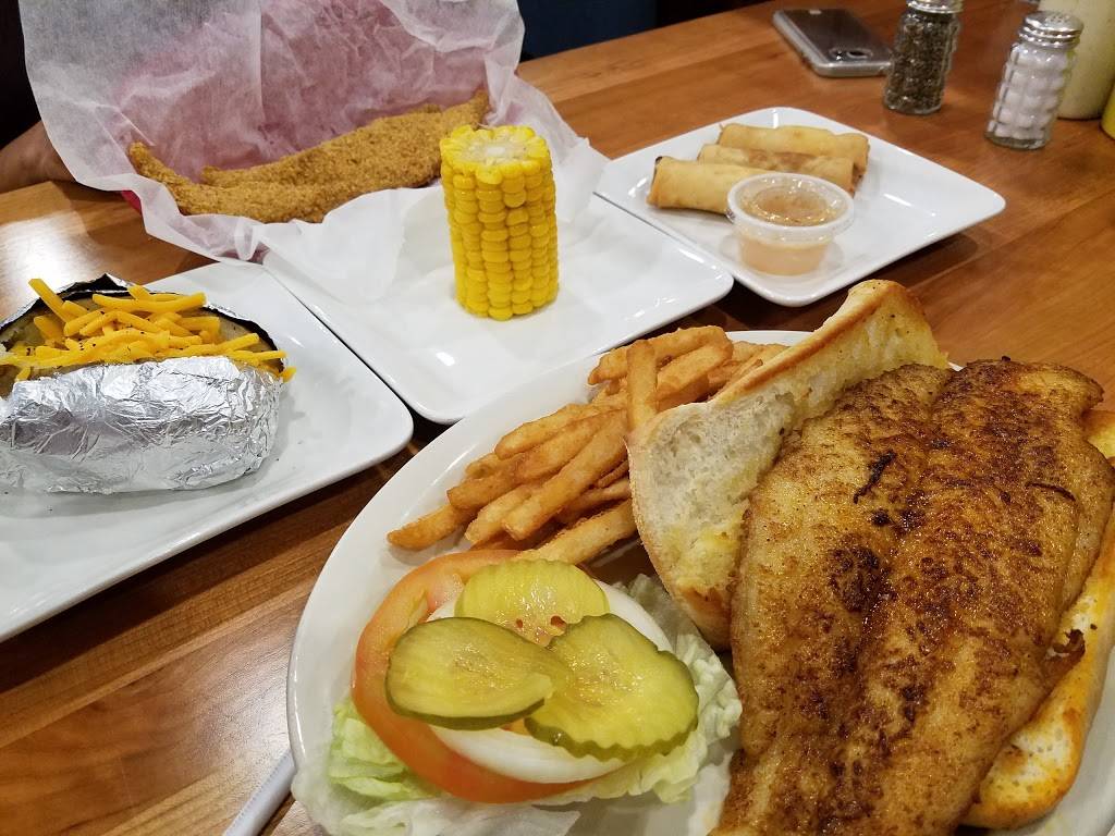 Lockhart Seafood and Steak | restaurant | 912 S Commerce St, Lockhart, TX 78644, USA | 5123594933 OR +1 512-359-4933