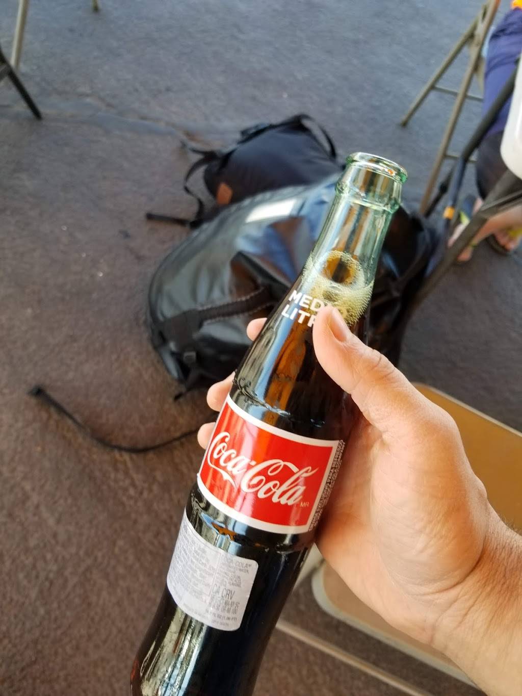 Al Pastor Taco Mobile | restaurant | 7841 S Avenida del Yaqui, Guadalupe, AZ 85283, USA | 6025446604 OR +1 602-544-6604