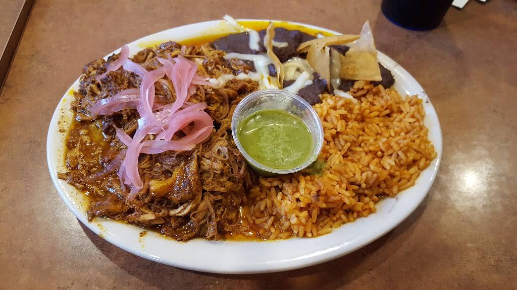 Chucks Southern Comforts Cafe | night club | 6501 W 79th St, Burbank, IL 60459, USA | 7082298700 OR +1 708-229-8700