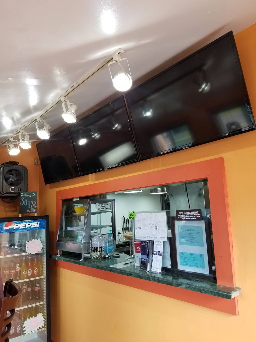 South on Bostwick Cantina & Grille | restaurant | 100 Bostwick Ave, Bridgeport, CT 06605, USA | 2033334762 OR +1 203-333-4762