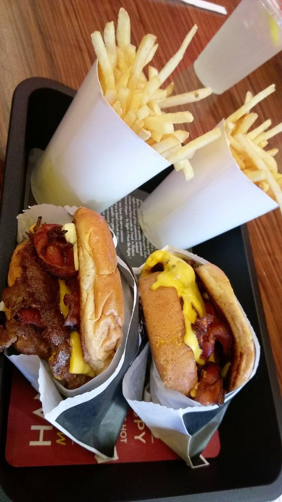 Steak n Shake | restaurant | 5619 W Loop 1604 N, San Antonio, TX 78253, USA | 2106889692 OR +1 210-688-9692