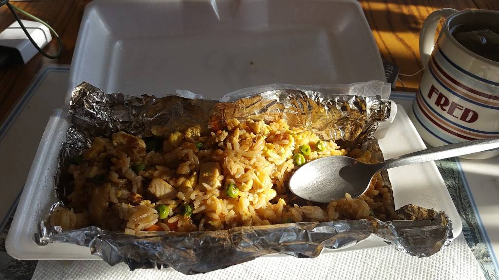 Lolas Lunchbox | restaurant | 396 N Lake St, Phillips, WI 54555, USA | 7156613990 OR +1 715-661-3990