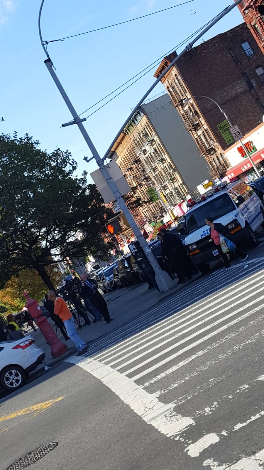 Jimbos Hamburgers | restaurant | 228 Willis Ave, Bronx, NY 10454, USA | 7184029600 OR +1 718-402-9600