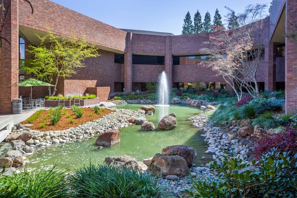 Point West Cafe | restaurant | 1610 Arden Way # 155, Sacramento, CA 95815, USA | 9166491928 OR +1 916-649-1928