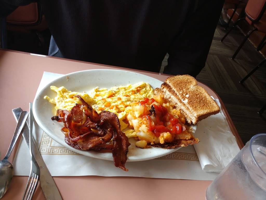 Yankee Kitchen Restaurant | restaurant | 484 Youngstown Kingsville Rd SE, Vienna, OH 44473, USA | 3303941116 OR +1 330-394-1116