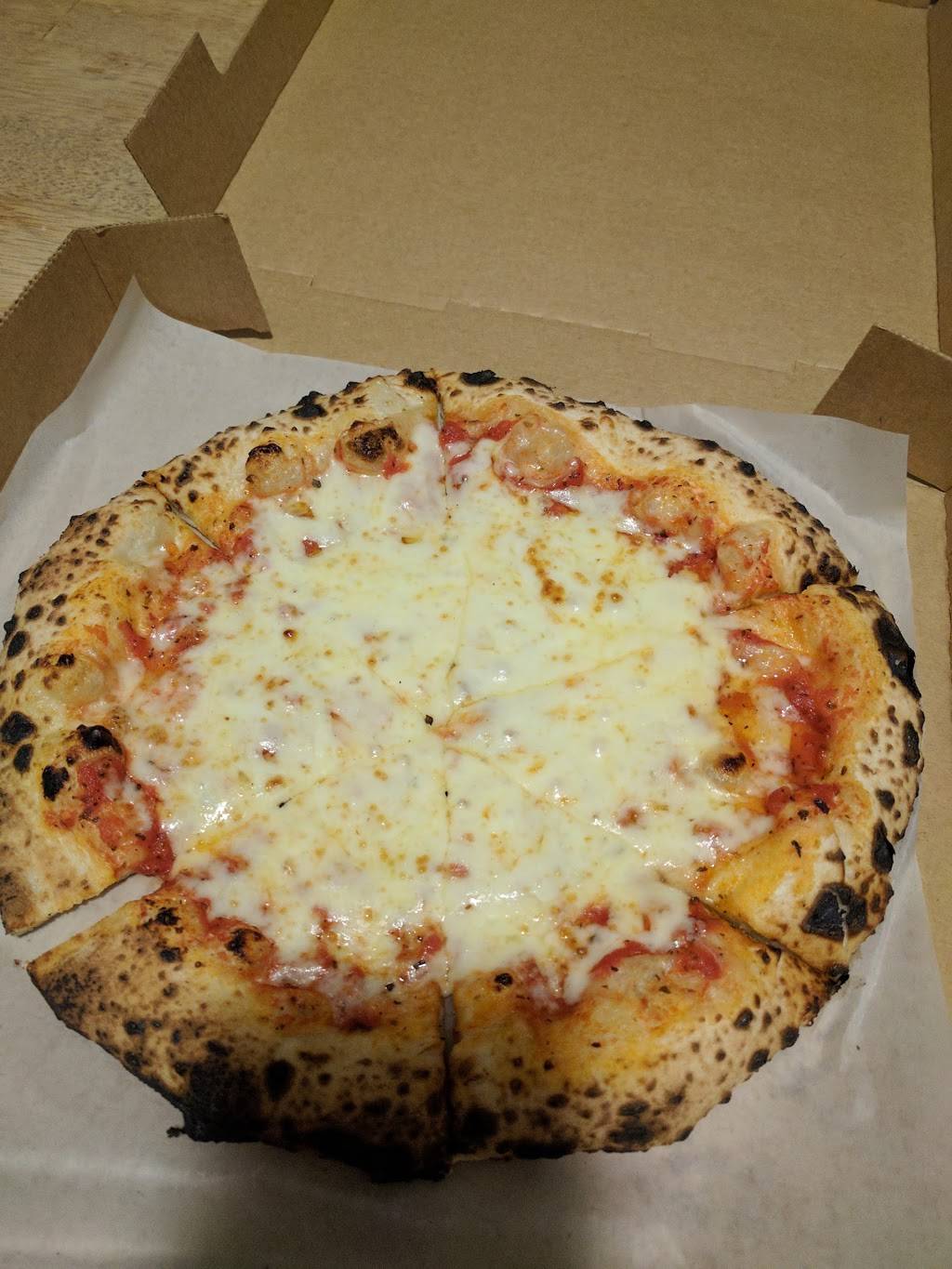 Smashing Tomato | restaurant | 3801 Mall Rd #195, Lexington, KY 40503, USA | 8592730184 OR +1 859-273-0184