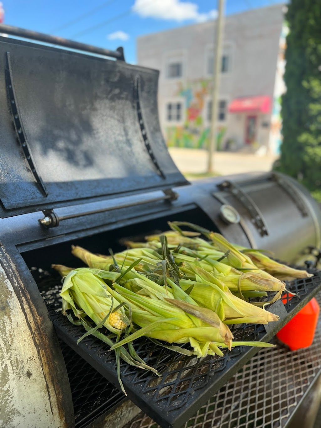 Zia Smoke BBQ | restaurant | 416 E Morton St, Oakland City, IN 47660, USA | 8127498787 OR +1 812-749-8787