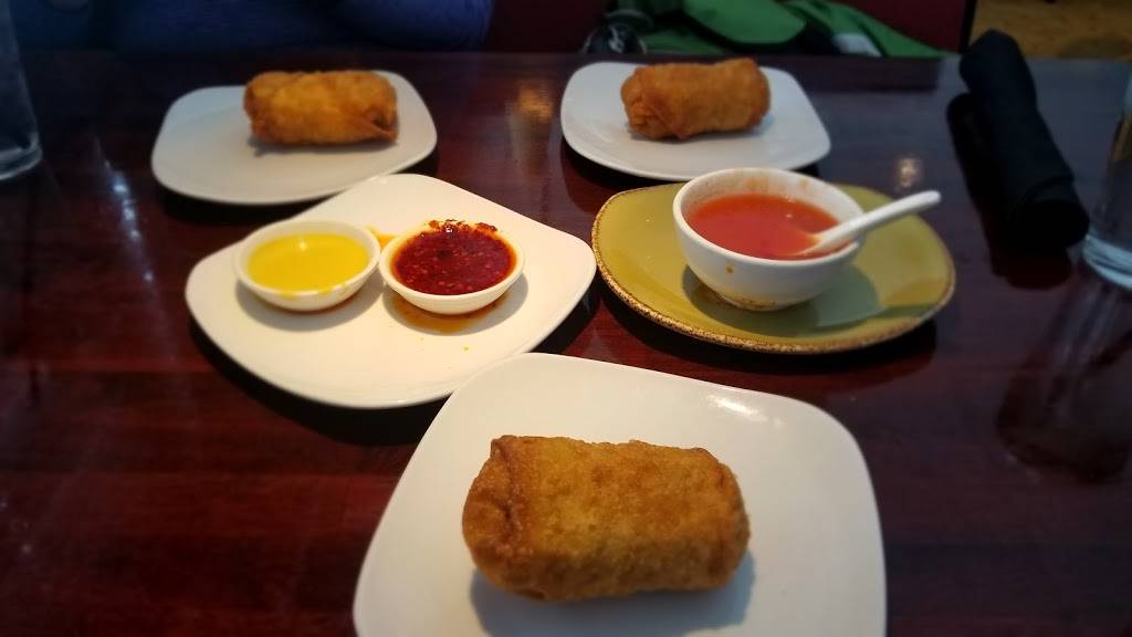 Chen Chinese Cuisine | restaurant | 6100 Northwest Hwy, Crystal Lake, IL 60014, USA | 8153568899 OR +1 815-356-8899