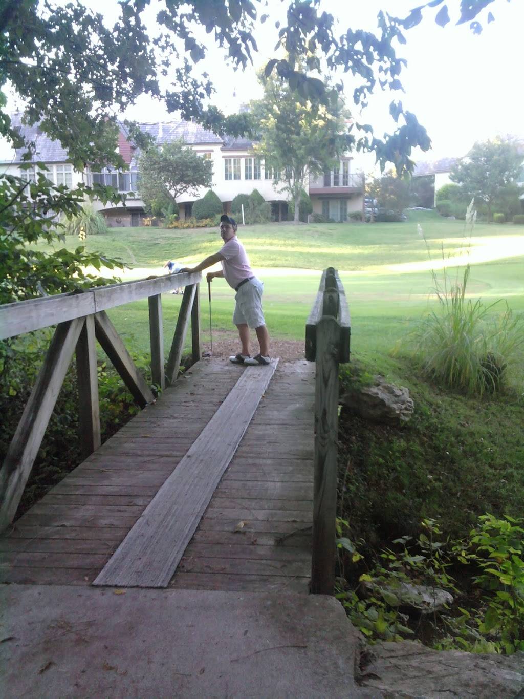 Millwood Golf and Racquet Club | restaurant | 3700 E Millwood Dr, Ozark, MO 65721, USA | 4178894200 OR +1 417-889-4200