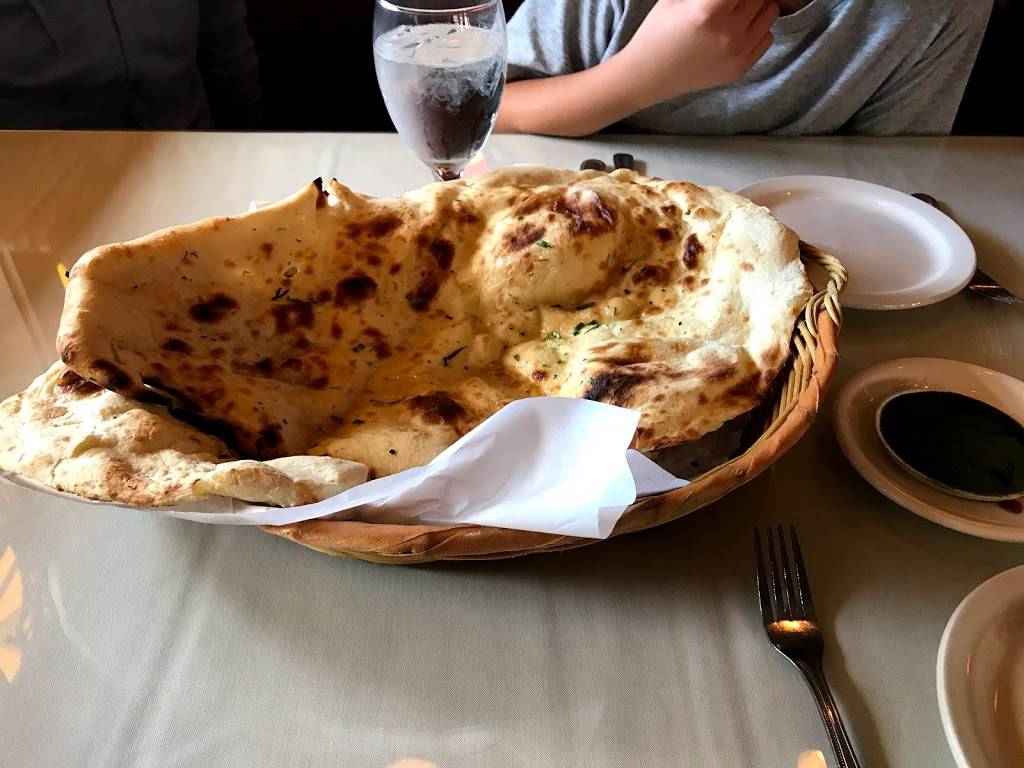 Saffron Grill | restaurant | 2132 N Northgate Way, Seattle, WA 98133, USA | 2064170707 OR +1 206-417-0707