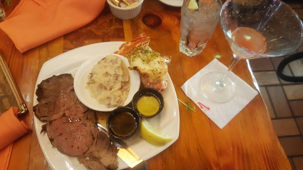 Captain Johns Restaurant | restaurant | 1424 Main St, Sylvan Beach, NY 13157, USA | 3157629949 OR +1 315-762-9949