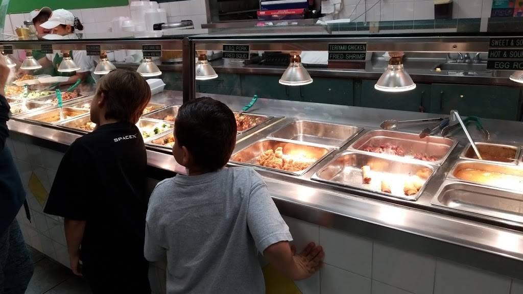 Lucky Chinese Food | restaurant | 18525 Brookhurst St, Fountain Valley, CA 92708, USA | 7149624221 OR +1 714-962-4221