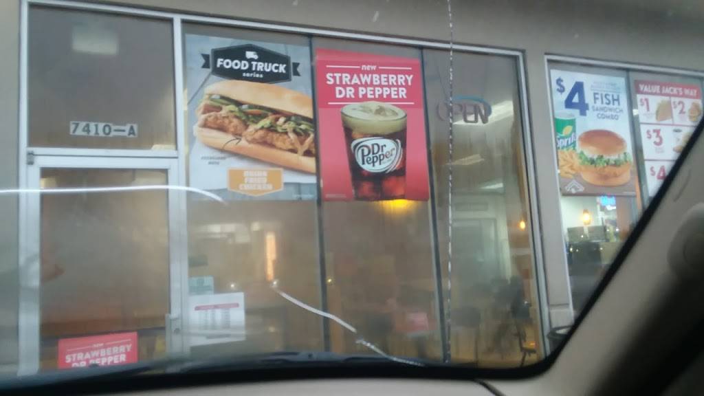 Jack in the Box | restaurant | 7410 Bonnie View Rd, Dallas, TX 75241, USA | 9722252656 OR +1 972-225-2656