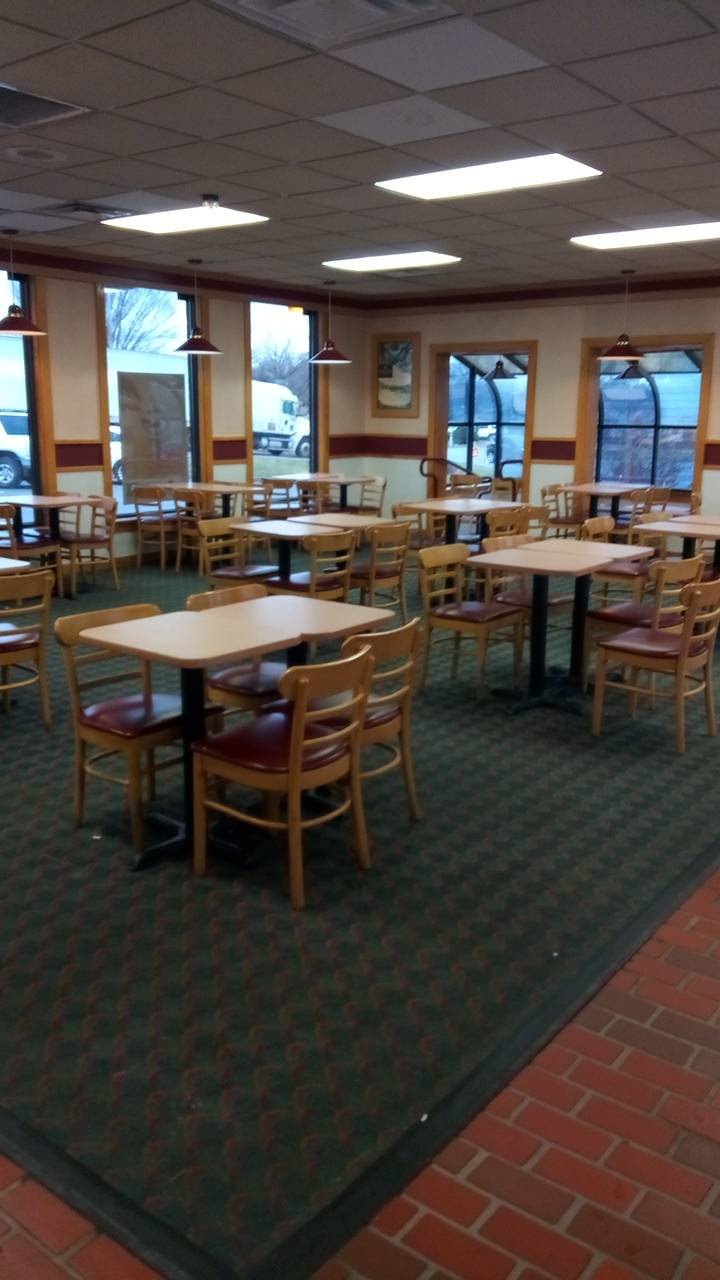 Wendys | restaurant | 204 S Wood Ave, Easton, PA 18042, USA | 6102585597 OR +1 610-258-5597