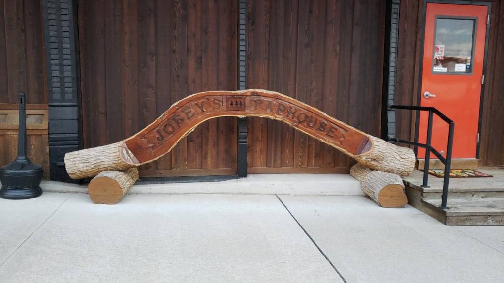 Joseys Taphouse | restaurant | 102 W 2nd St, Salisbury, MO 65281, USA | 6603885679 OR +1 660-388-5679