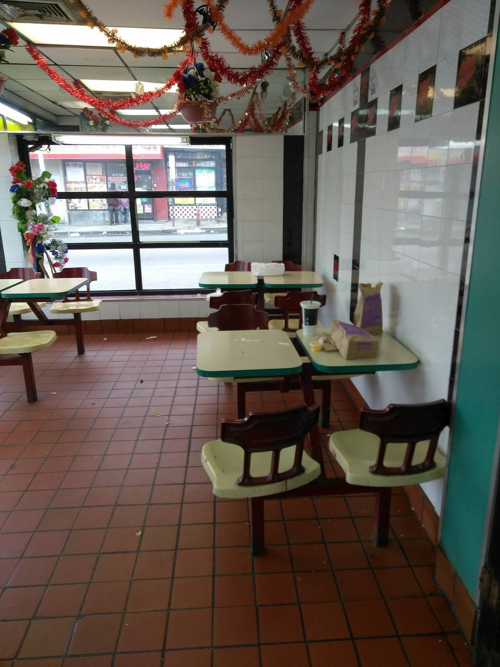 Crown Fried Chicken | restaurant | 40 Crescent Ave, Jersey City, NJ 07304, USA | 2014338333 OR +1 201-433-8333