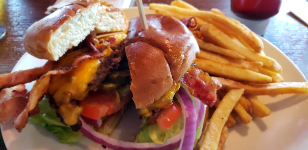 Applebees Grill + Bar | restaurant | 1041 Admiral Callaghan Ln, Vallejo, CA 94591, USA | 7075580824 OR +1 707-558-0824