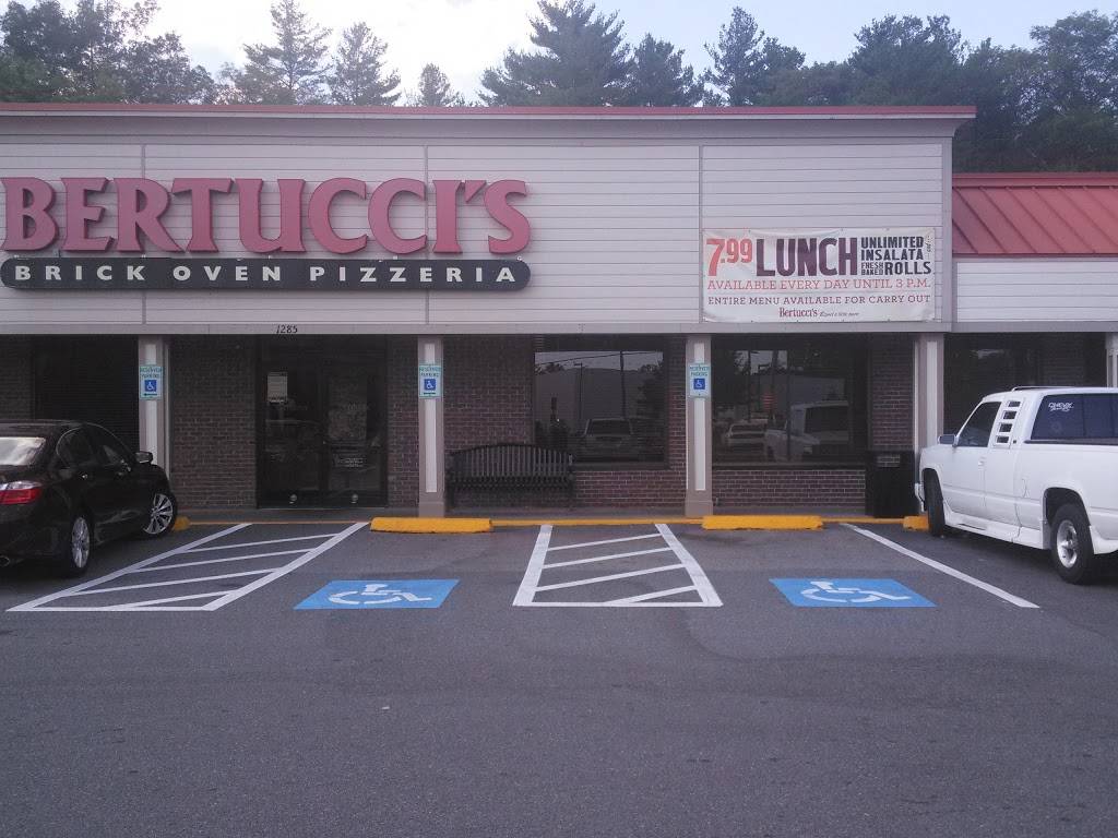 Bertuccis Italian Restaurant | restaurant | 1285 Belmont St, Brockton, MA 02301, USA | 5085843080 OR +1 508-584-3080