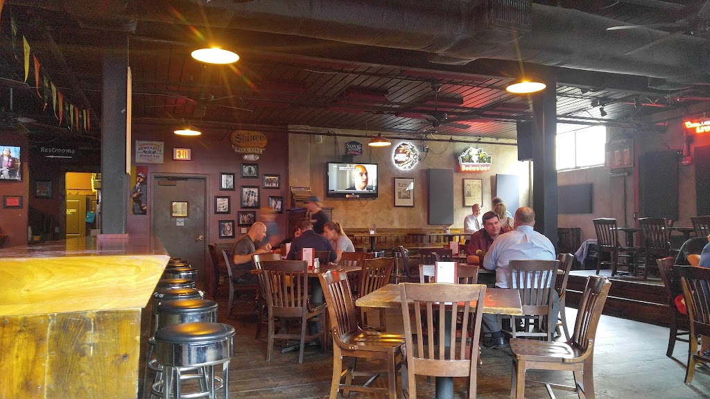 The Blind Pig Pub | restaurant | 105 N Lamar Blvd, Oxford, MS 38655, USA | 6622345119 OR +1 662-234-5119