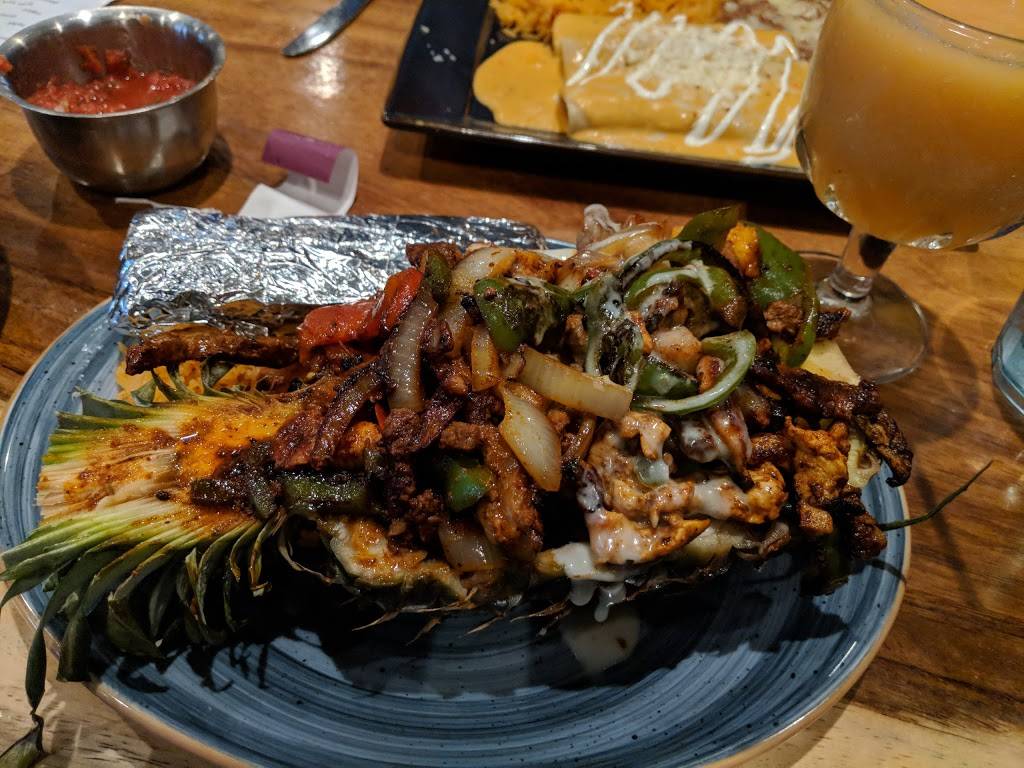 Plaza Azteca | restaurant | 1700 Fruitville Pike, Lancaster, PA 17601, USA | 7172997161 OR +1 717-299-7161