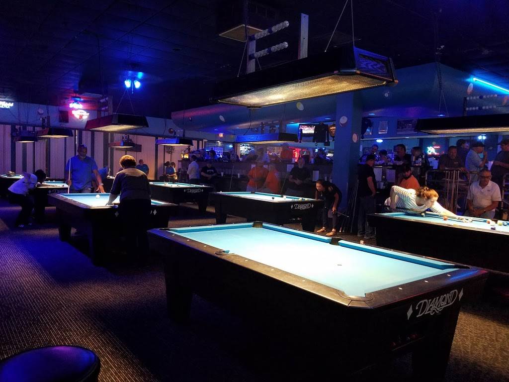 Capones | restaurant | 10463 County Line Rd, Spring Hill, FL 34609, USA | 3526889965 OR +1 352-688-9965