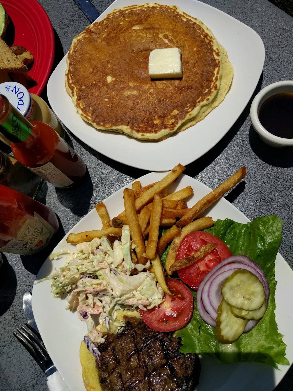 Coast Cafe | restaurant | 46 Wharf Rd, Bolinas, CA 94924, USA | 4158682298 OR +1 415-868-2298