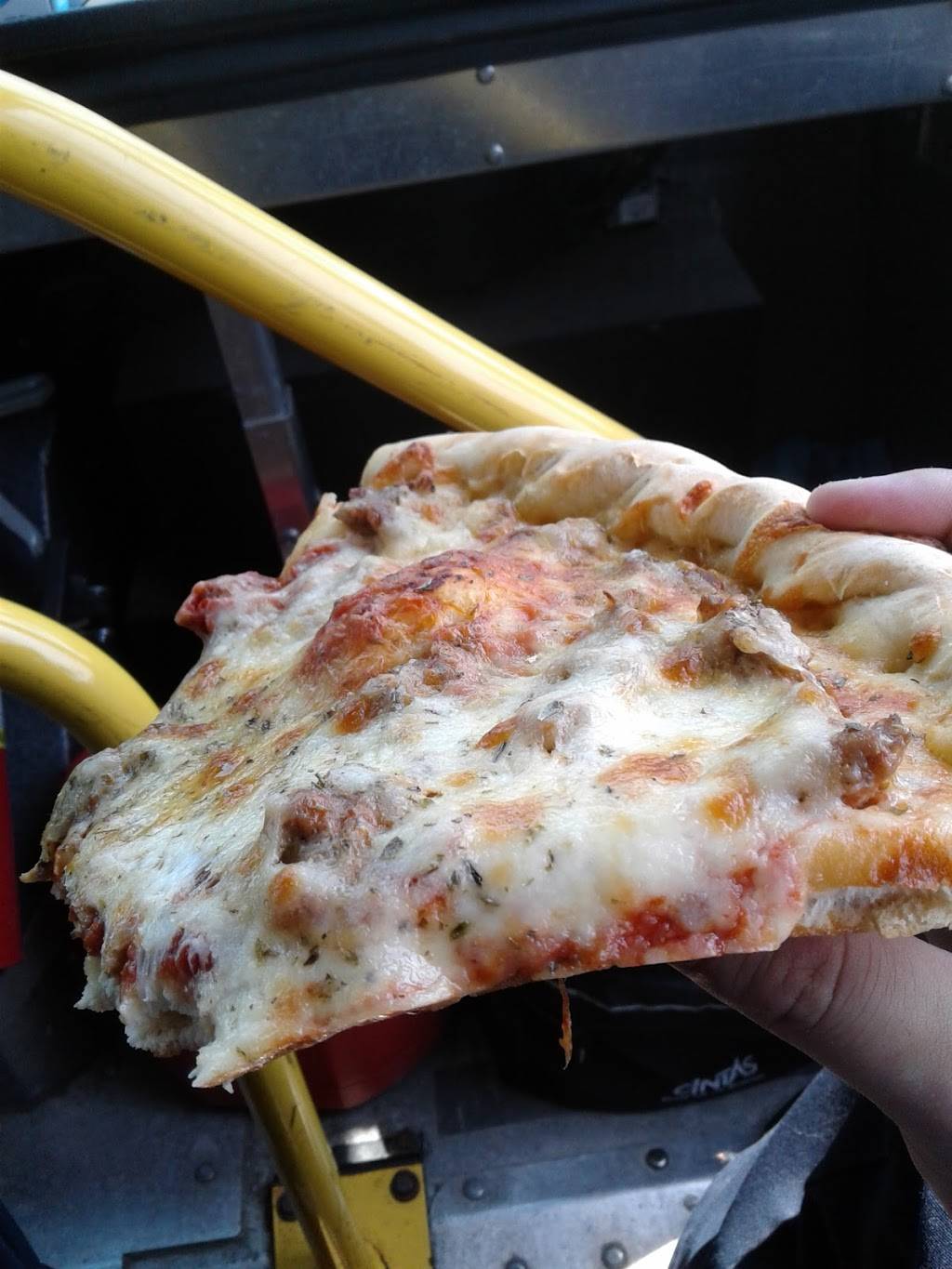 Rosatis Pizza | restaurant | 1629 Busse Rd, Mt Prospect, IL 60056, USA | 8474372112 OR +1 847-437-2112