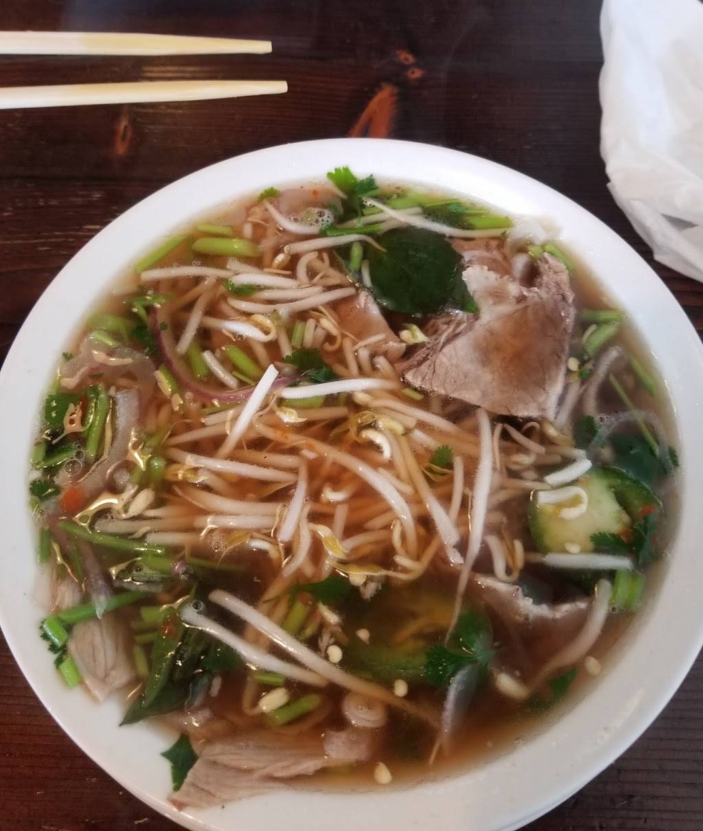 The Pho | restaurant | 14243 East Sam Houston Pkwy N #900, Houston, TX 77044, USA | 8326726678 OR +1 832-672-6678