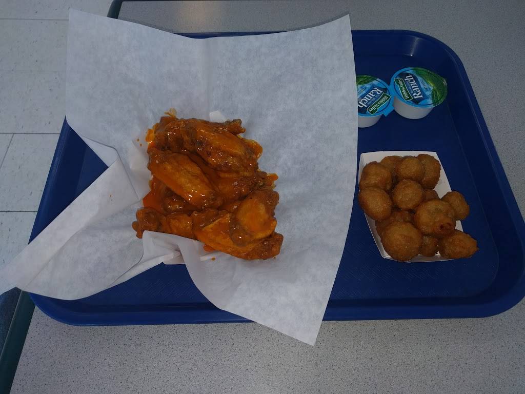 Wingman | restaurant | 1555 E Bridge St, Brighton, CO 80601, USA | 3036551449 OR +1 303-655-1449