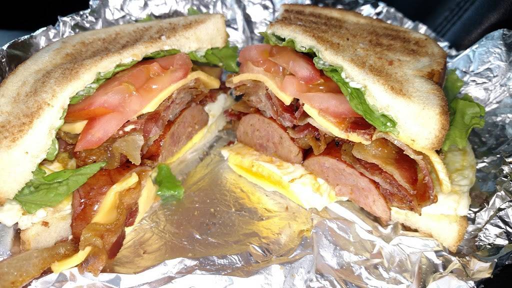 Hop-N-Shop Deli | restaurant | 24210 Railroad Ave, Plaquemine, LA 70764, USA | 2252387697 OR +1 225-238-7697