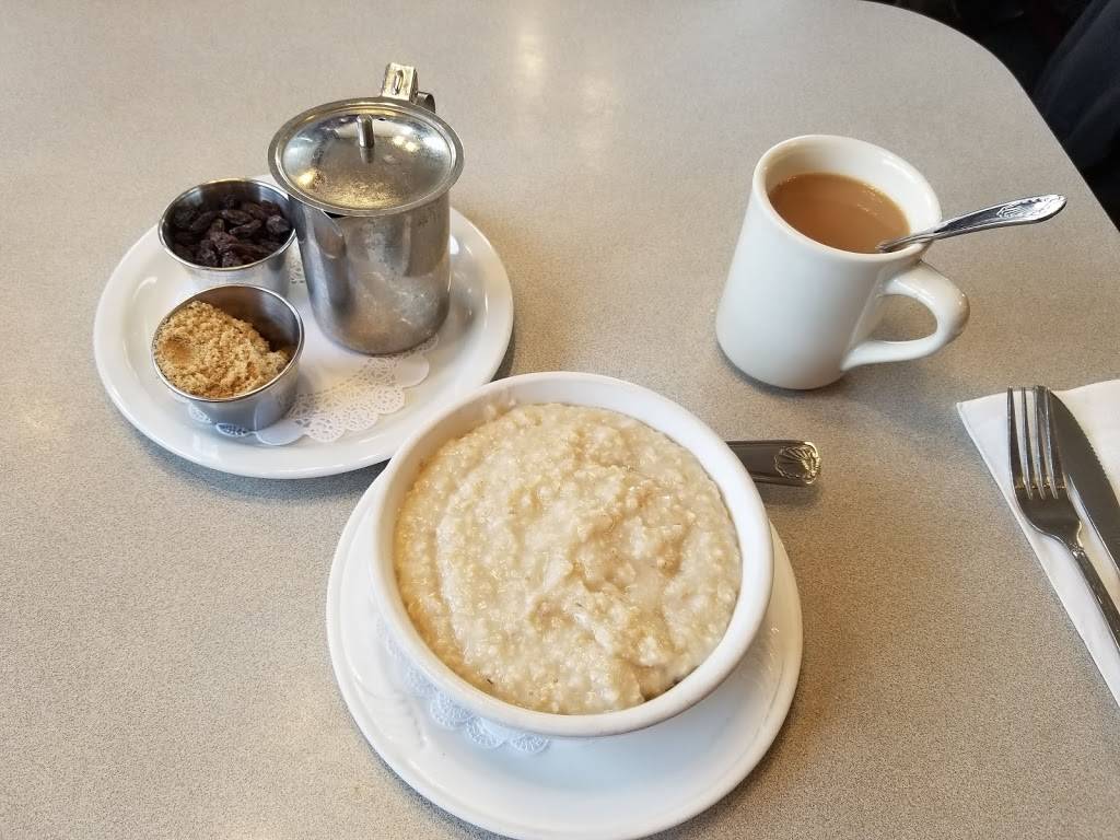 The Omelette House | restaurant | 66 El Camino Real, San Carlos, CA 94070, USA | 6505934773 OR +1 650-593-4773