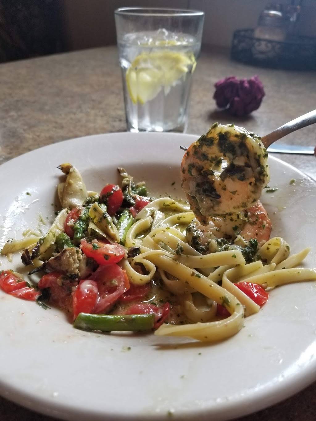 Valentinis Vicino Lago | restaurant | 1400 London Rd, Duluth, MN 55805, USA | 2187285900 OR +1 218-728-5900