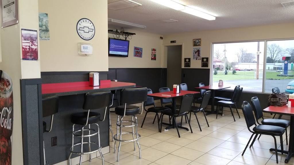 Burger Hut | restaurant | 440 TN-91, Elizabethton, TN 37643, USA | 4235434561 OR +1 423-543-4561