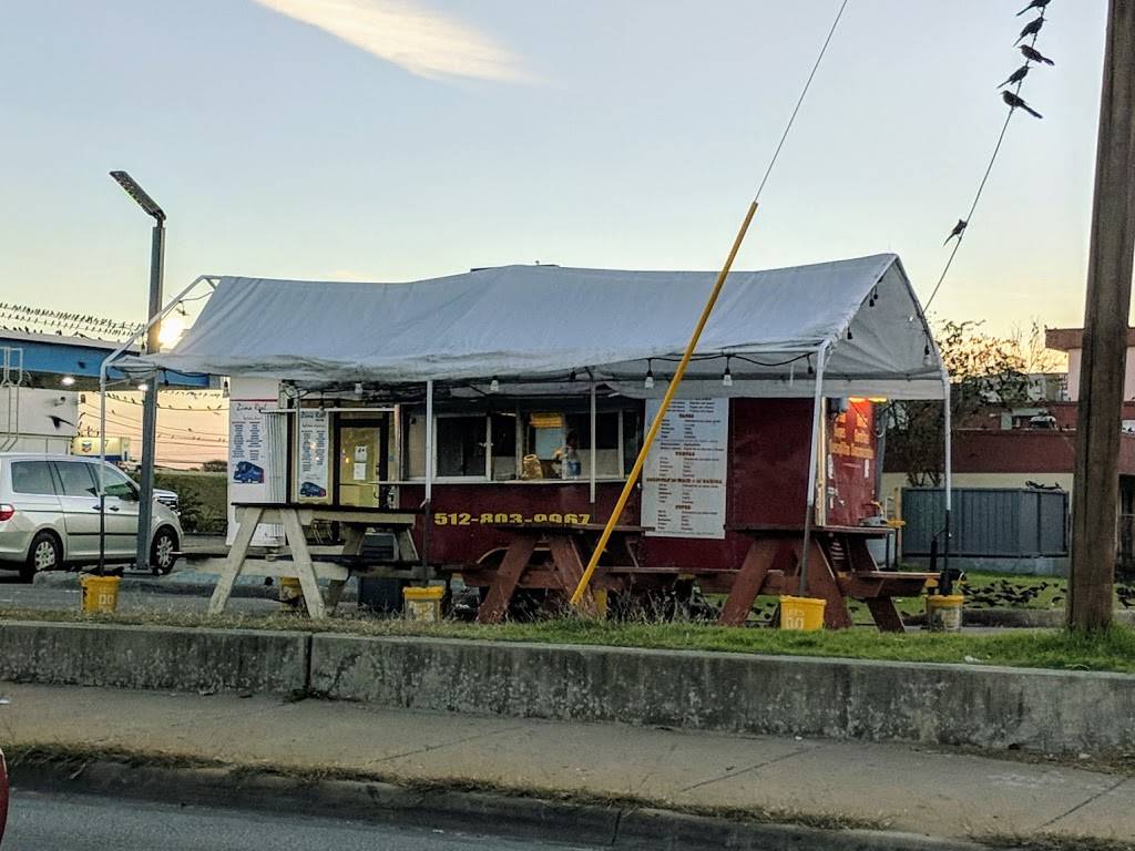 Tacos Lylys | restaurant | 9318 N Interstate Hwy 35, Austin, TX 78753, USA | 5128039967 OR +1 512-803-9967