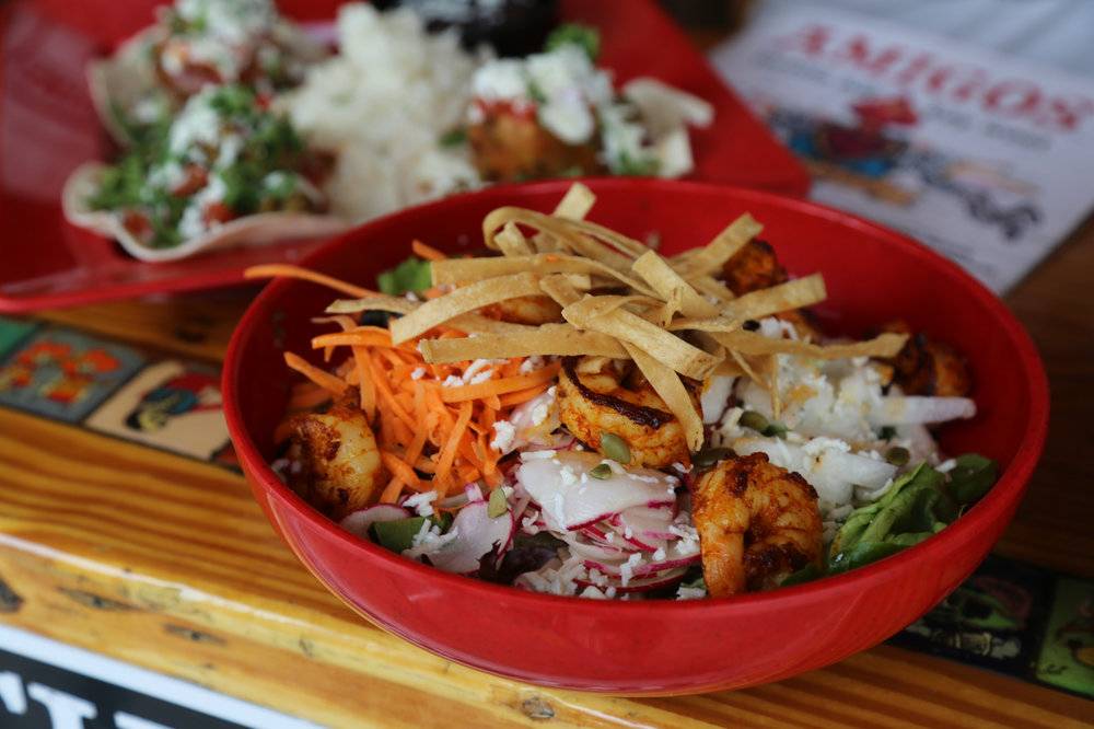 Amigos Tortilla Bar | restaurant | 681 Central Ave, St. Petersburg, FL 33701, USA | 7272588529 OR +1 727-258-8529