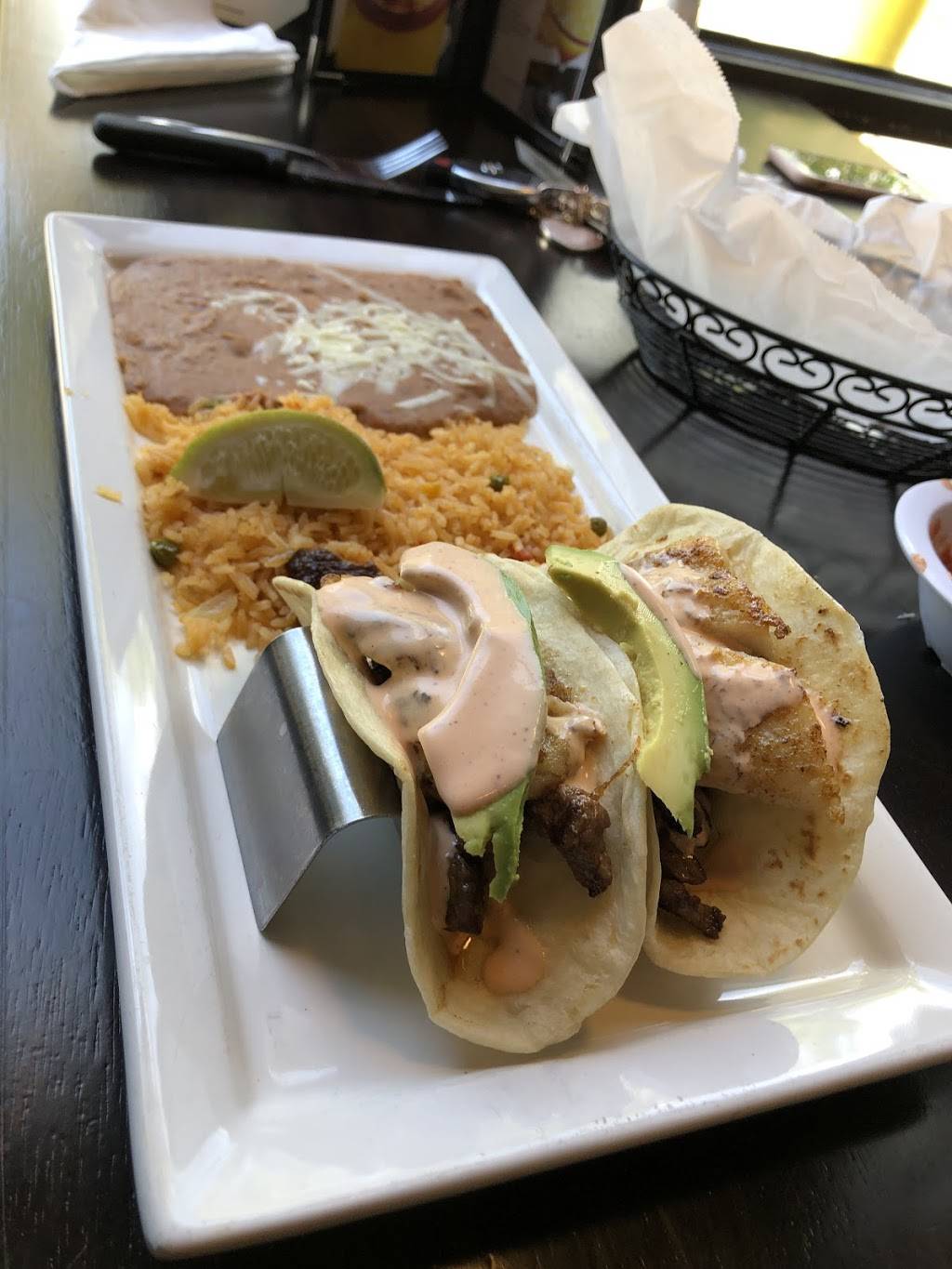 Peppers Cocina Mexicana | restaurant | 1560 Business Center Dr #14, Fleming Island, FL 32003, USA | 9043750500 OR +1 904-375-0500