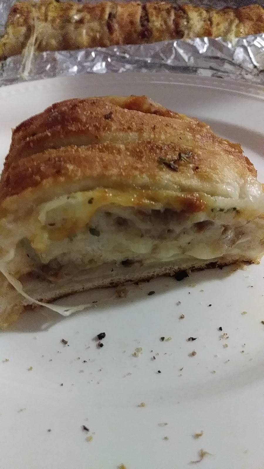 Pizza City | restaurant | 3208 Red Lion Rd, Philadelphia, PA 19114, USA | 2156322980 OR +1 215-632-2980