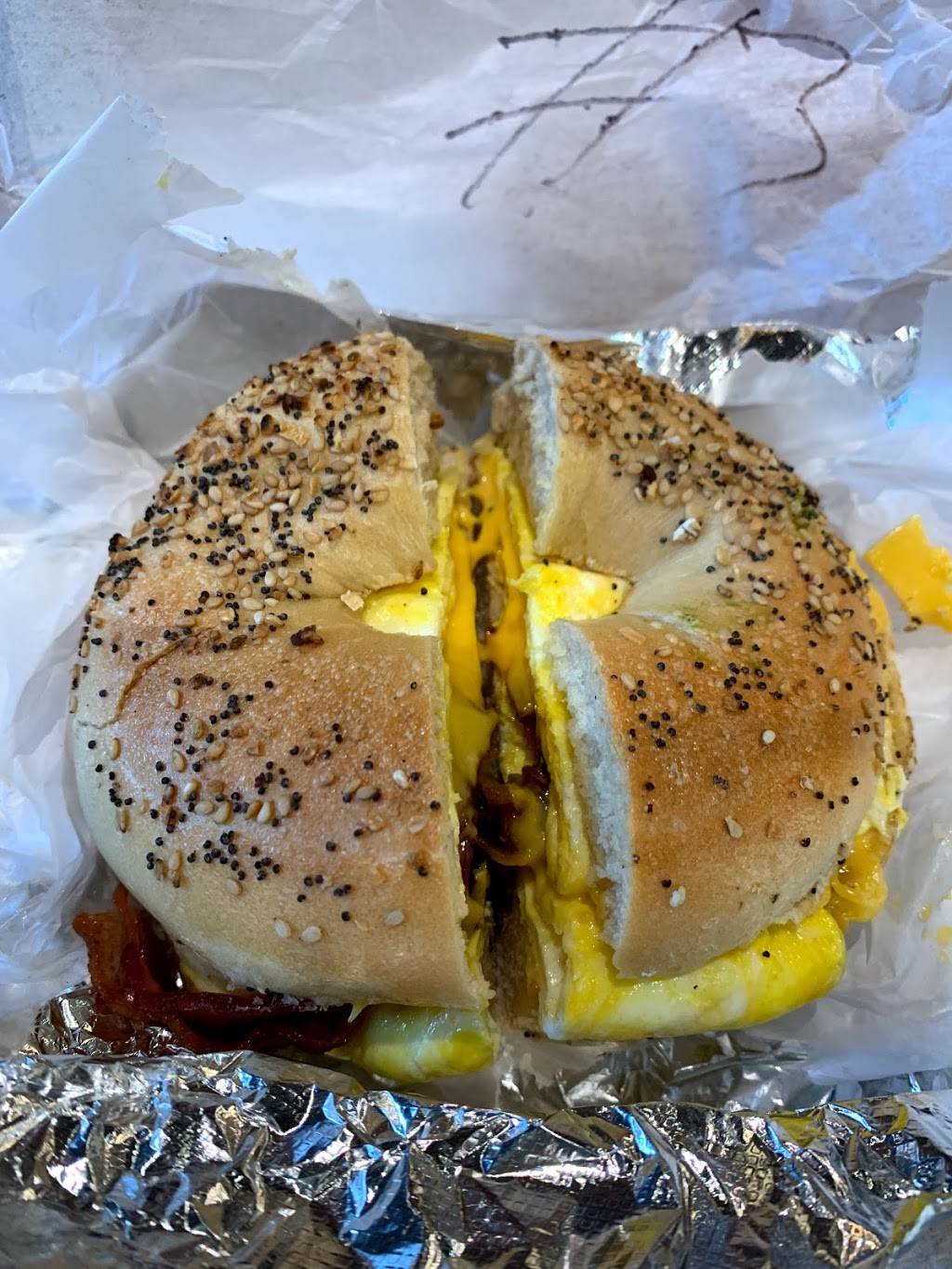 Pick A Bagel | bakery | 102 North End Ave, New York, NY 10282, USA | 2127869200 OR +1 212-786-9200