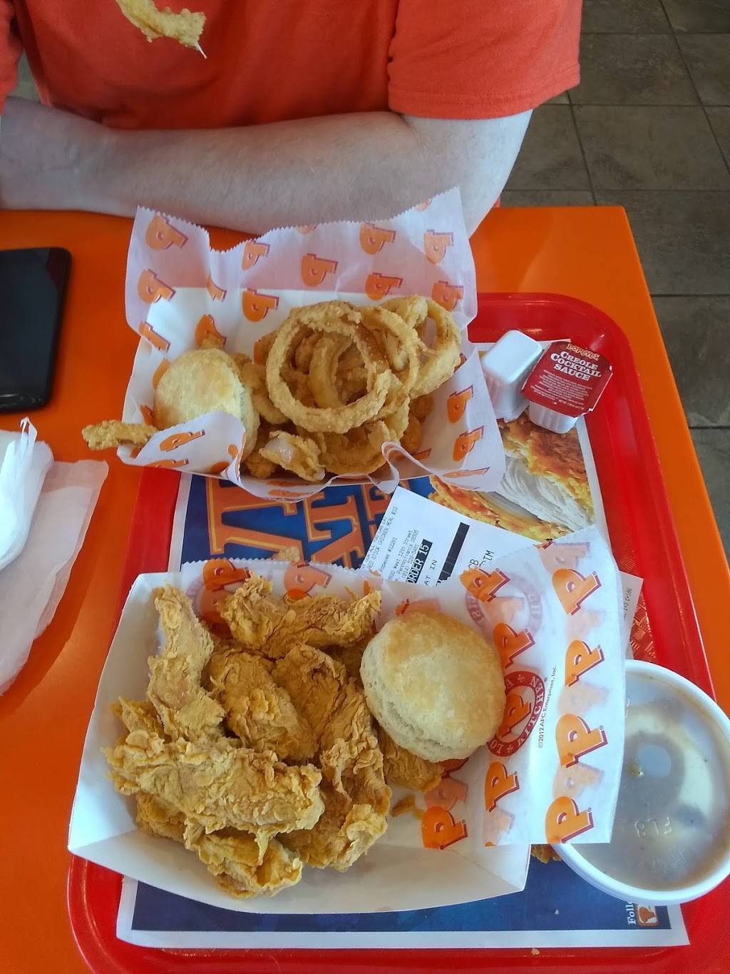 Popeyes Louisiana Kitchen | restaurant | 2600 W 12th St, Erie, PA 16505, USA | 8145285481 OR +1 814-528-5481