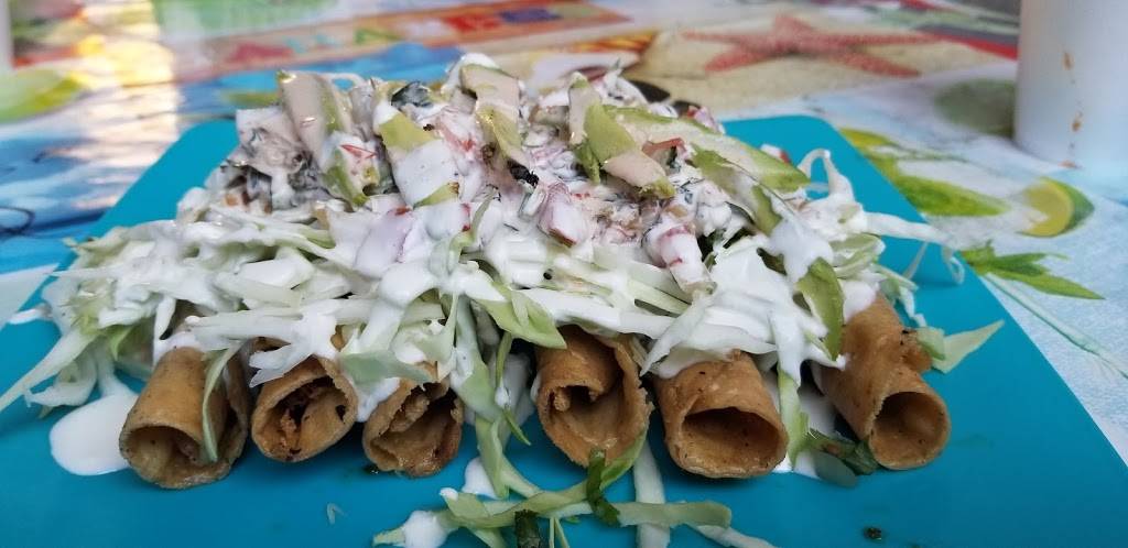 Cheko Mariscos y tacos varios | restaurant | Juan Ruiz de Alarcón, Nueva Tijuana, 22435 Tijuana, B.C., Mexico | 016647820918 OR +52 664 782 0918