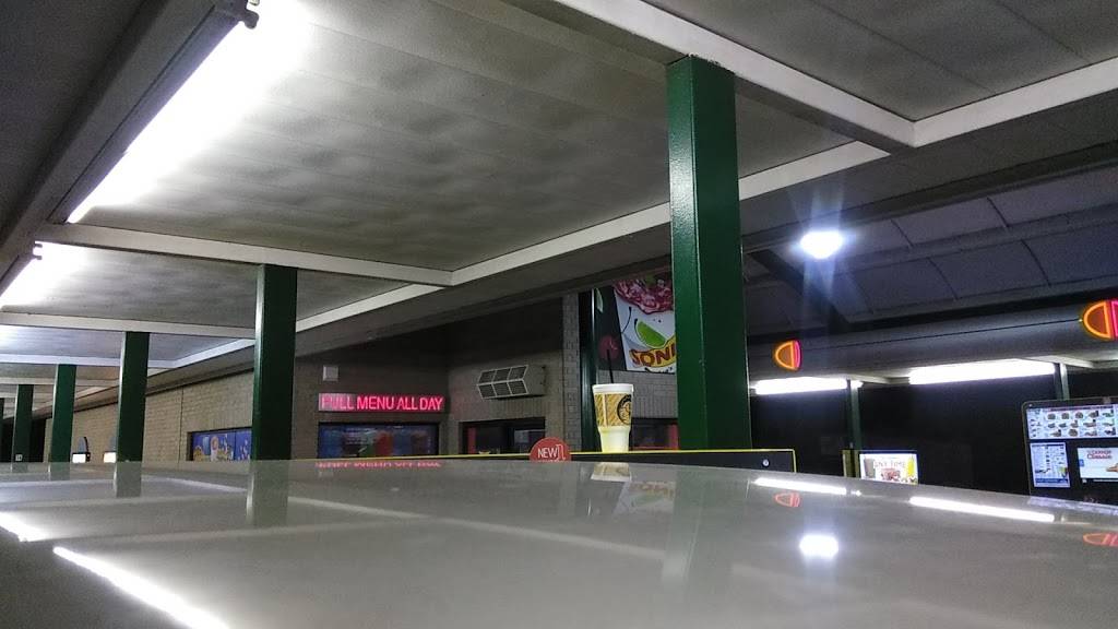 Sonic Drive-In | restaurant | 2603 N 14th St, Ponca City, OK 74601, USA | 5807629110 OR +1 580-762-9110